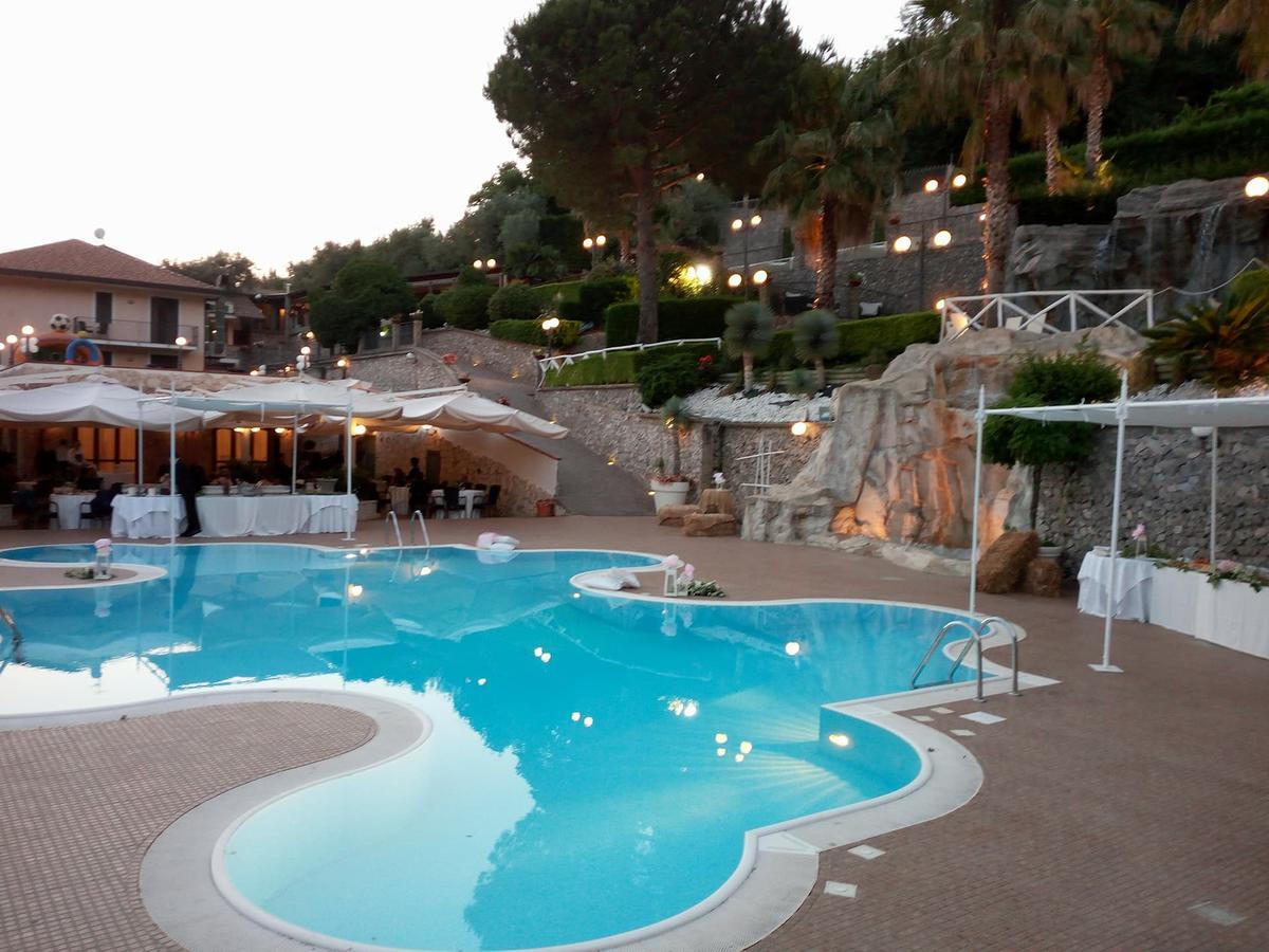 Villa Al Rifugio カーヴァ・デ・ティッレーニ エクステリア 写真