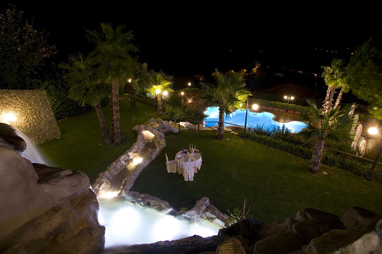 Villa Al Rifugio カーヴァ・デ・ティッレーニ エクステリア 写真